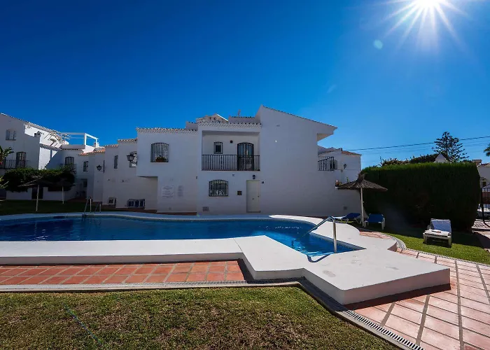 Villa Pinos 29 Casasol